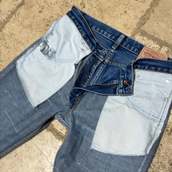 Men’s 561 vintage 90’s  patch work denim Levi’s Size 32x32 - Picture 11 of 17